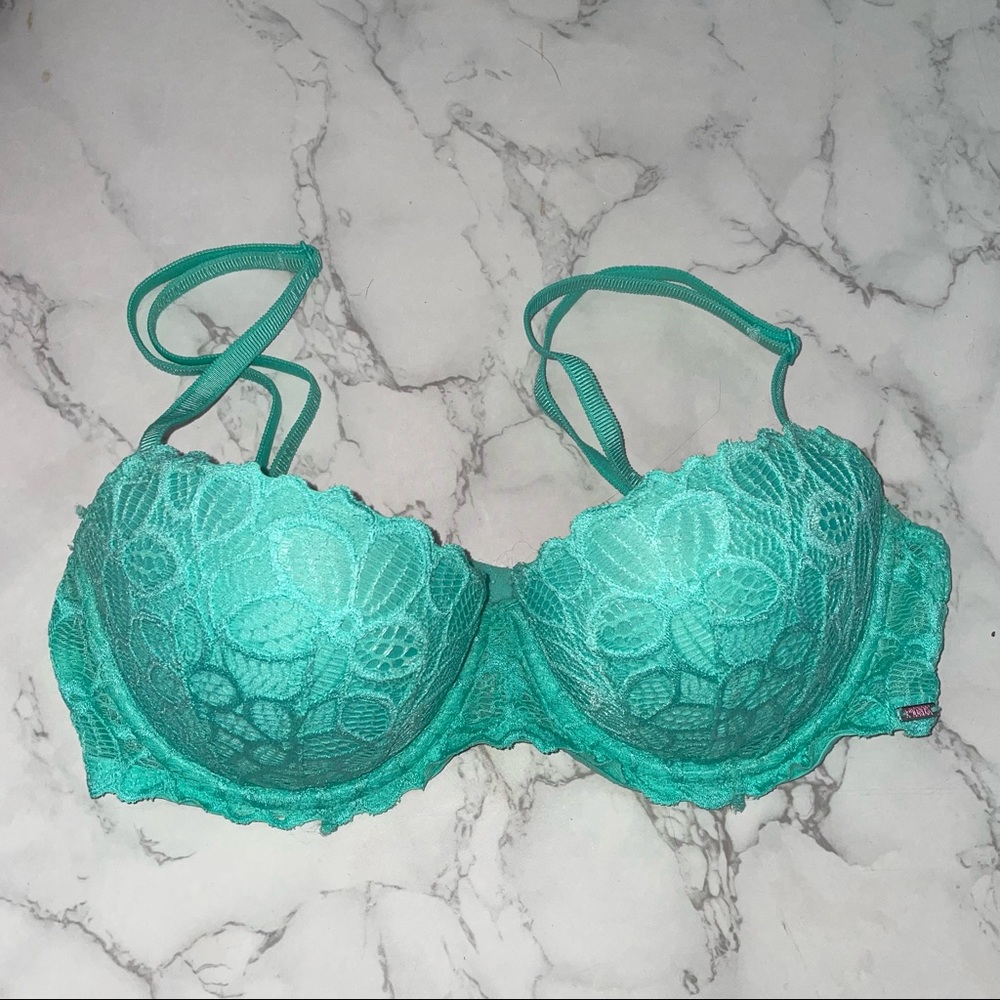 Victoria’s Secret Date Push Up Bra 34C Green